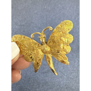 Vintage Mamselle Gold Tone Textured Pin Brooch Butterfly Brooch Pin 1.5”